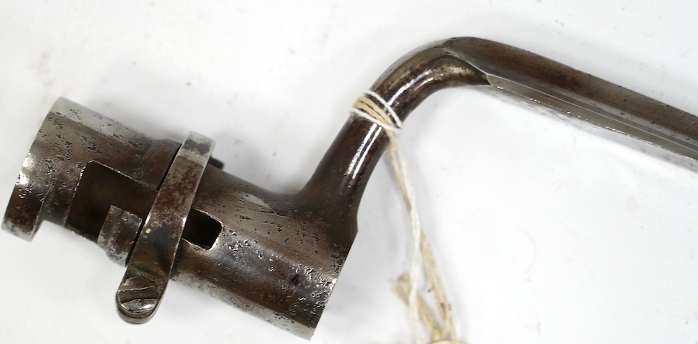 A triangular socket bayonet. Condition - poor